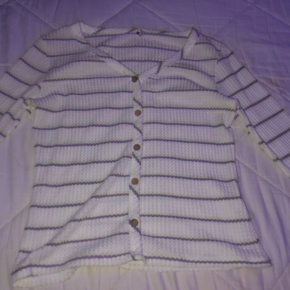 long sleeve shirt with buttons